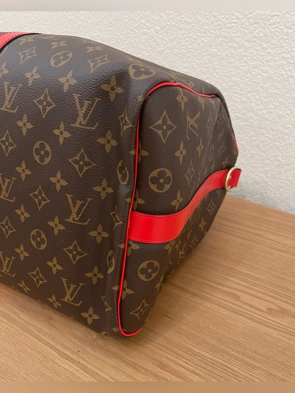 LOUIS VUITTON Keepall Bandoulière 50 Coquelicot Red Monogram Canvas Travel Bag